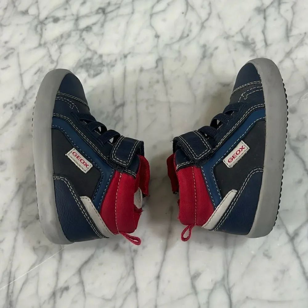 Geox leather Zip Sneaker Shoe Sz 7